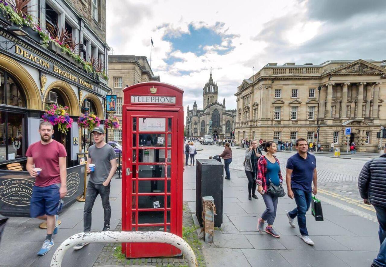 Appartamento Joivy Chic Apt In The Royal Mile Tower Edimburgo Esterno foto