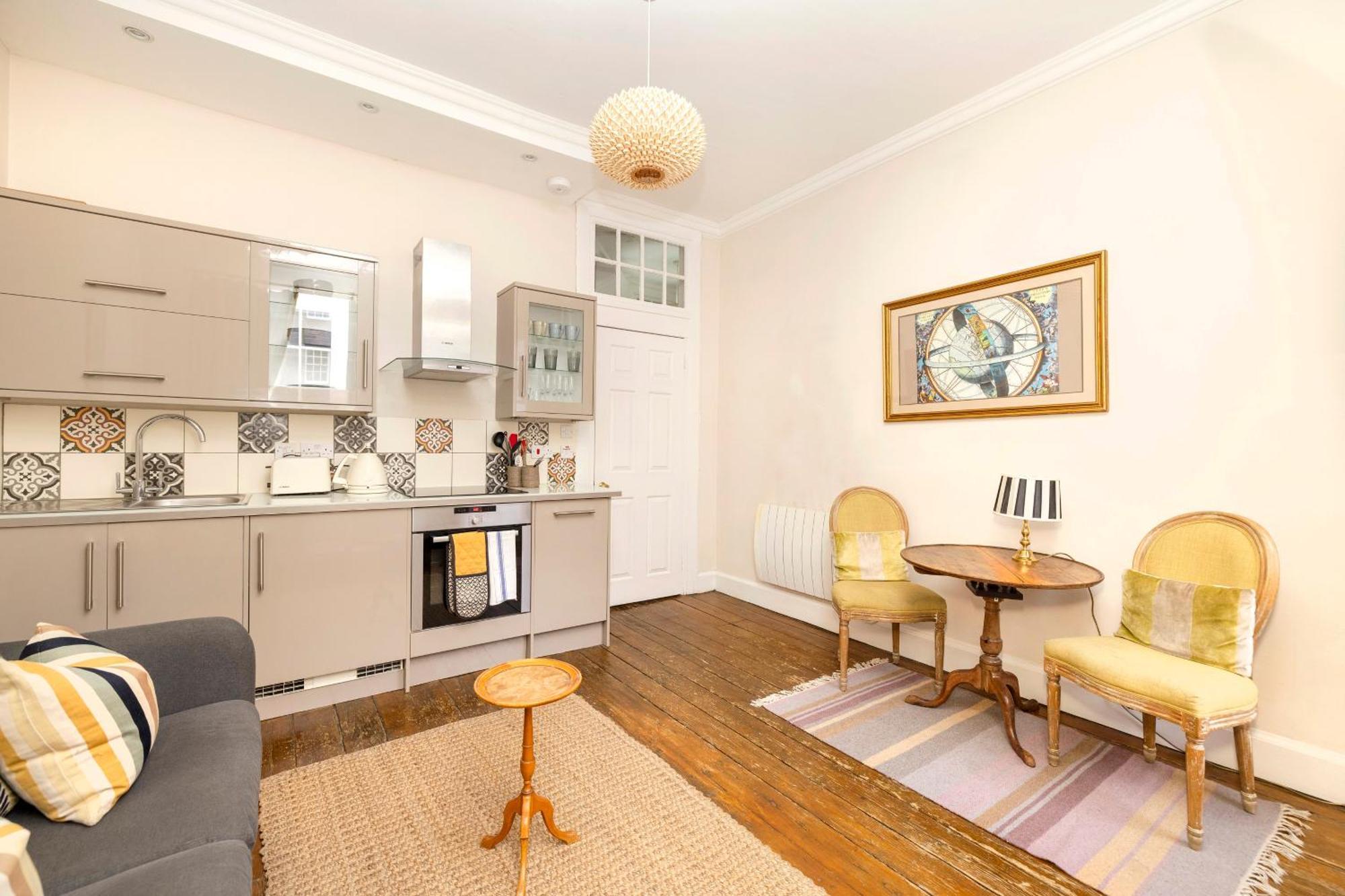 Joivy Classy Apartment Near Edinburgh Castle Esterno foto