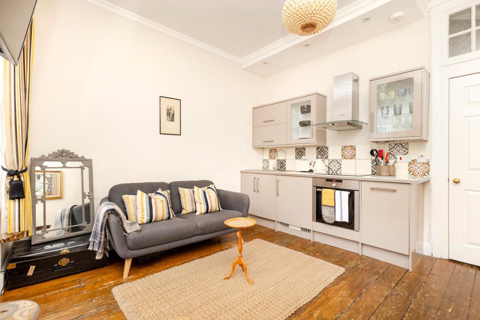 Joivy Classy Apartment Near Edinburgh Castle Esterno foto